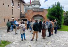 Gyülekező a Vármúzeum udvarán