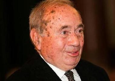 A Magyar Érdemrend Tisztikeresztjével tüntették ki Csedő Károly gyógyszerészt, az EME tagját