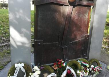 Ünnepi megemlékezés és koszorúzás az 1956-os forradalom és szabadságharc tiszteletére