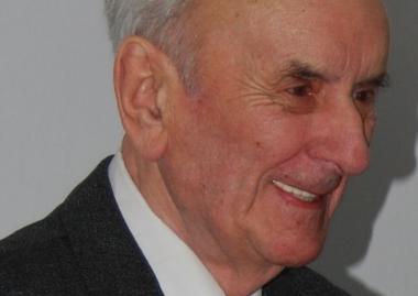 Elhunyt Maros Dezső nyugalmazott egyetemi tanár, az MTA külső tagja