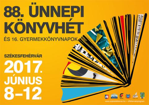 Bányai Éva dedikál a 88. Budapesti Ünnepi Könyvhéten