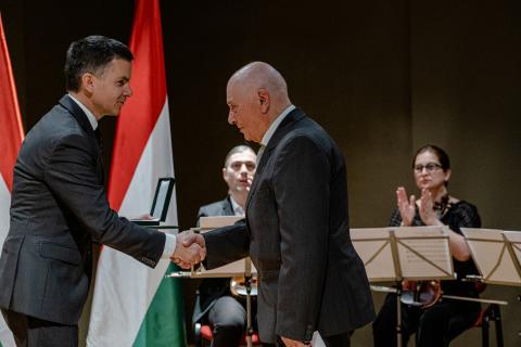 A Magyar Érdemrend lovagkeresztje kitüntetésben részesült Márton László gépészmérnök, az EME tiszteletbeli tagja