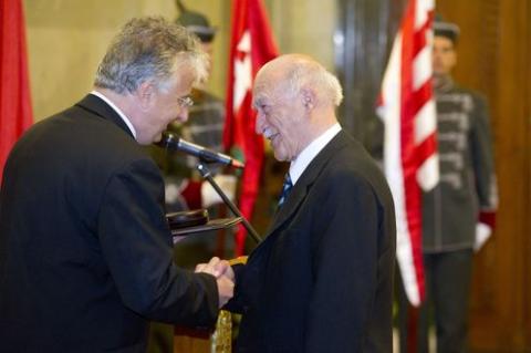 Egyed Ákos kitüntetése