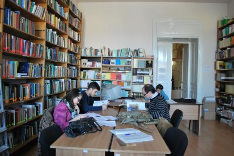 EME: a tudomány iránti tiszteletre nevelés intézménye